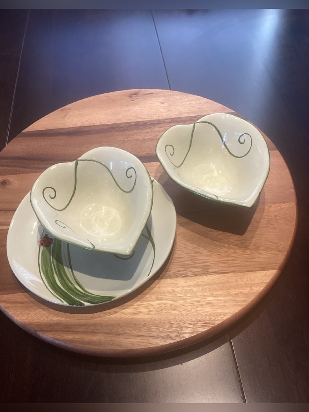 Pier 1 ladybug Salad Plate & bowls (2) set like new Heart Shaped Botanical